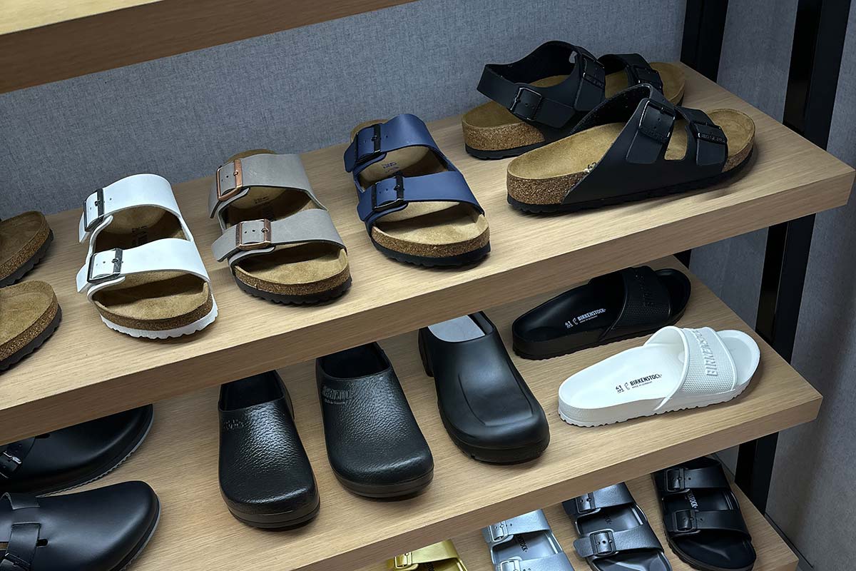 Разновидности моделей обуви Birkenstock. Фото: ausnews.de