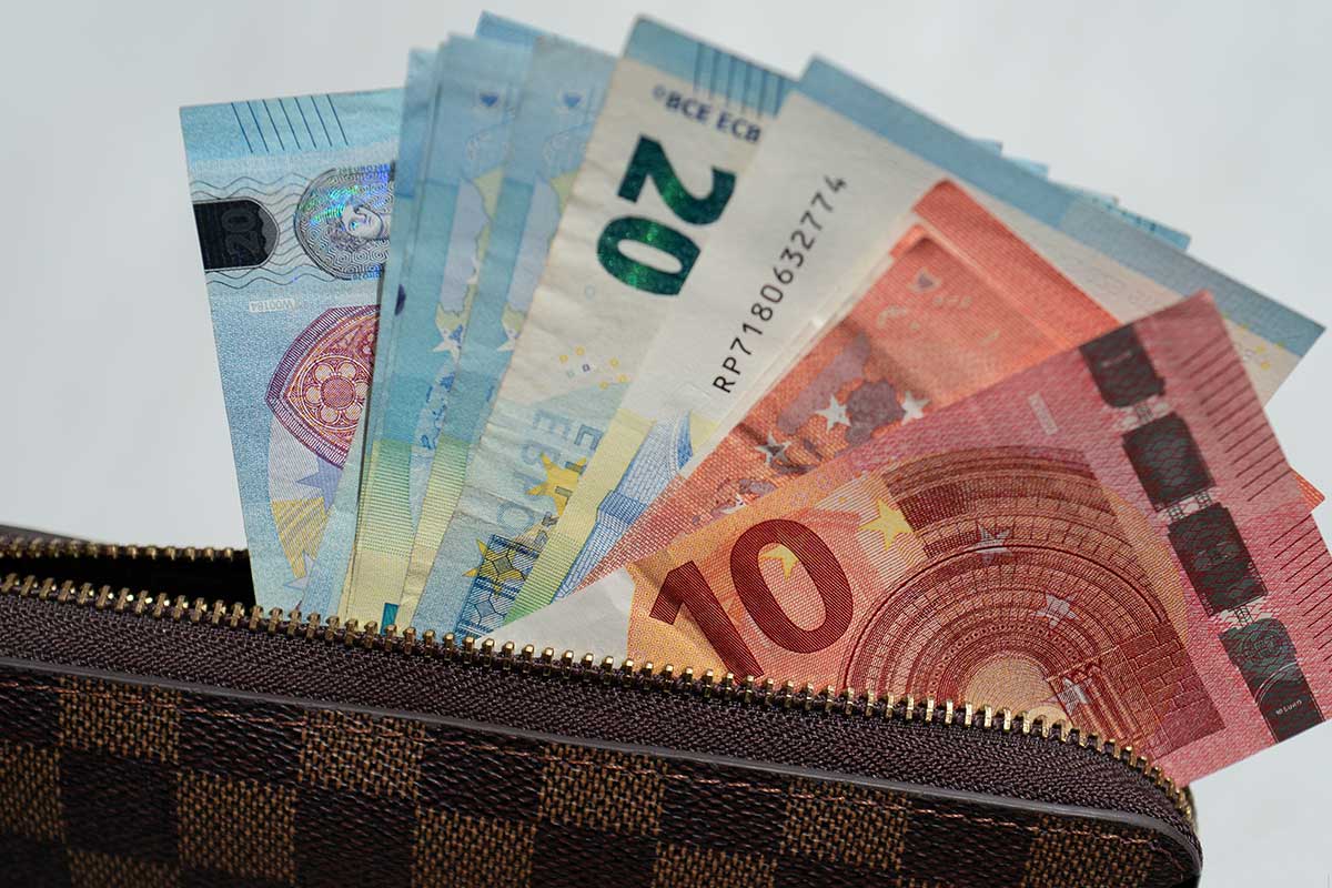 Кто платит больше всего налогов в Германии в 2025 году. Фото: ausnews.de