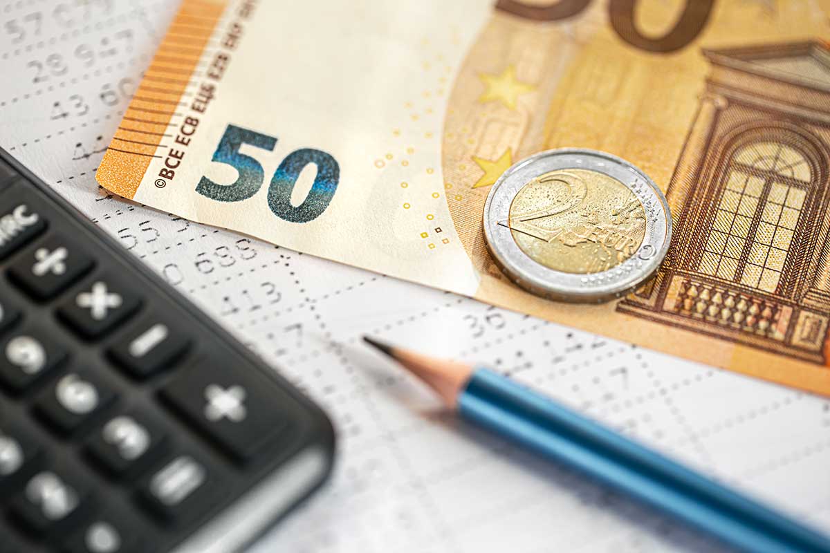 Как сэкономить на налогах с инвестиций в Германии. Фото: freepik.com
