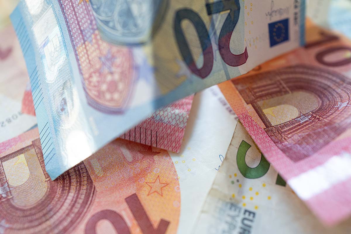 Больше денег в Германии с декабря 2025 года. Фото: ausnews.de