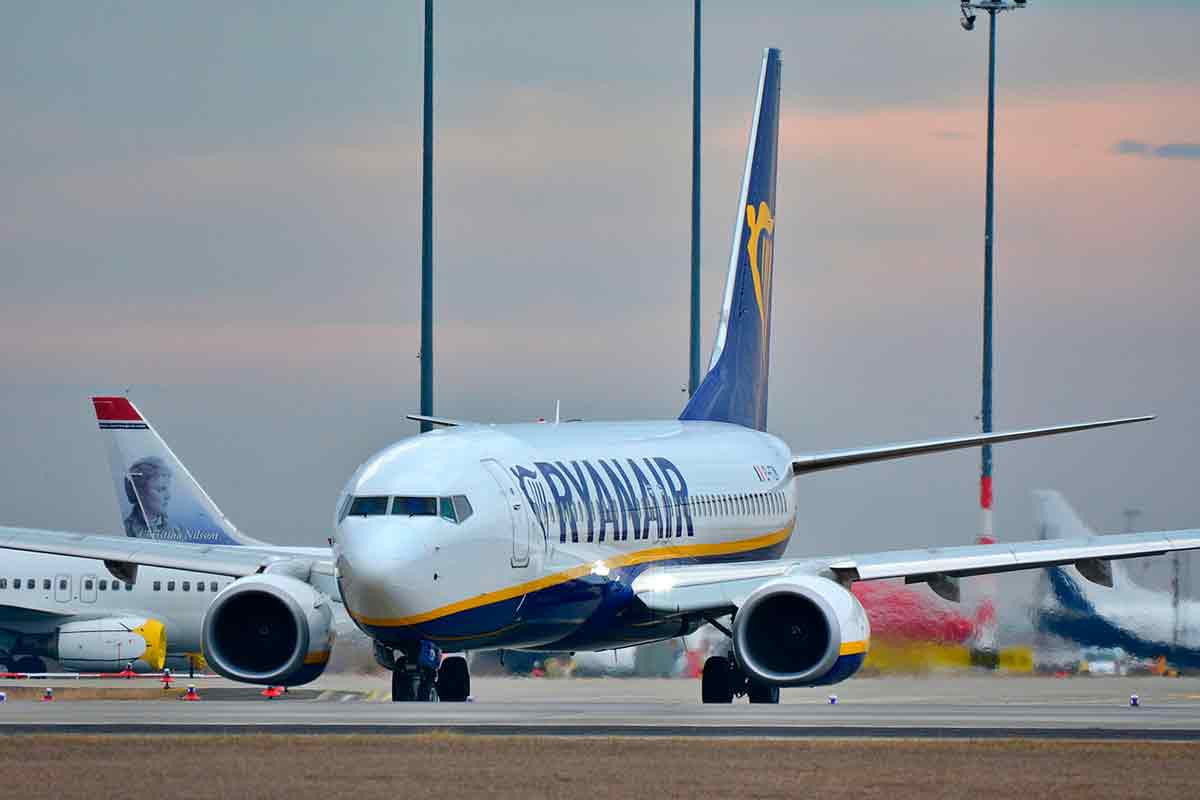Спорное нововведение Ryanair с 3 ноября 2025 года. Фото: pixabay.com