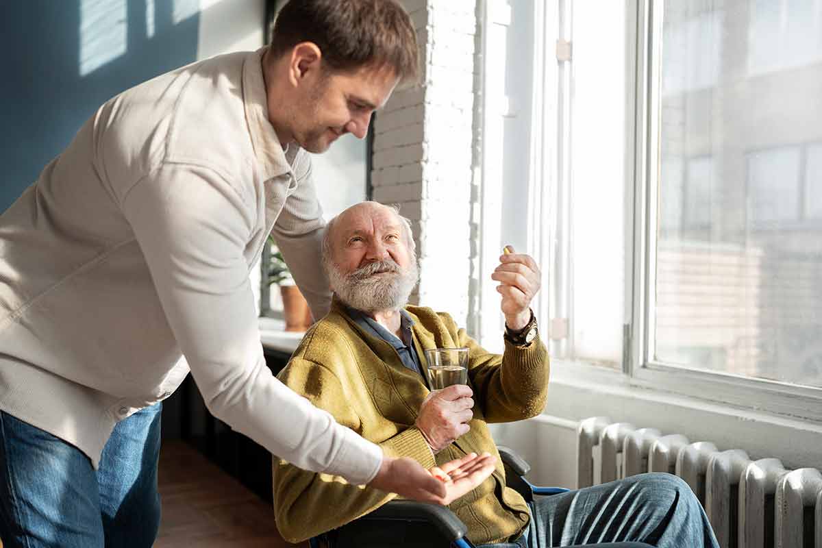 Как уход за родственниками бьет по бюджету немецких семей. Фото: freepik.com