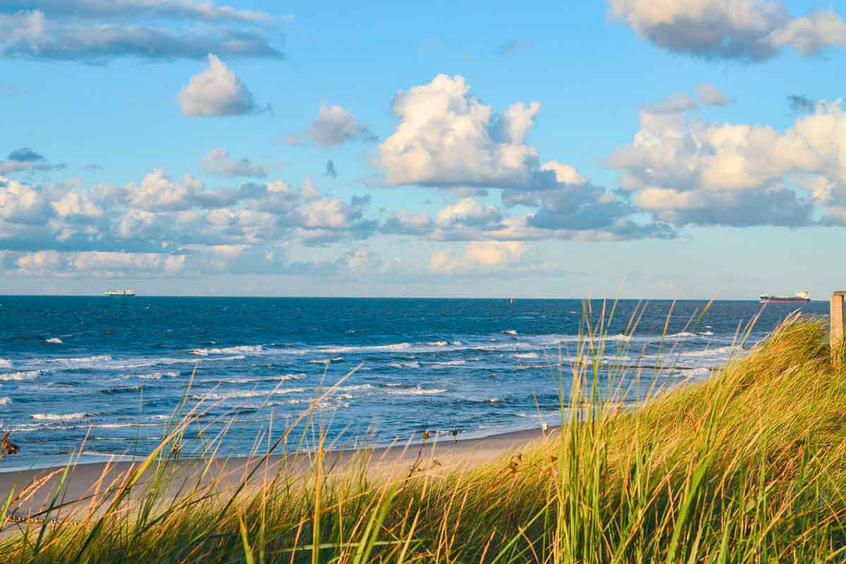 Пляж на Северном море — прекрасное место для отдыха и свежего воздуха. Фото: pixabay.com 