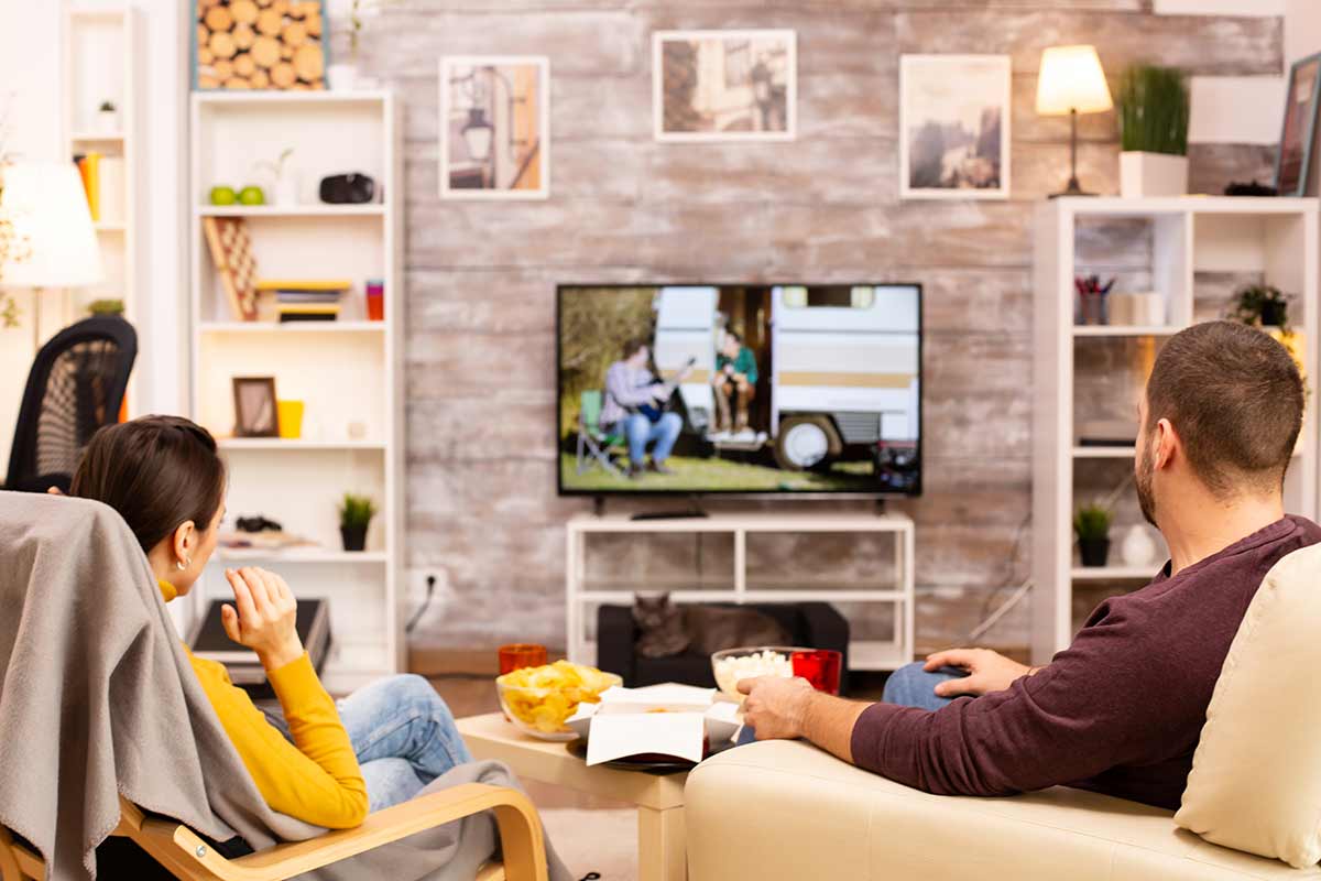 Pluto TV запускает 9 бесплатных каналов в ноябре 2025 года. Фото: freepik.com