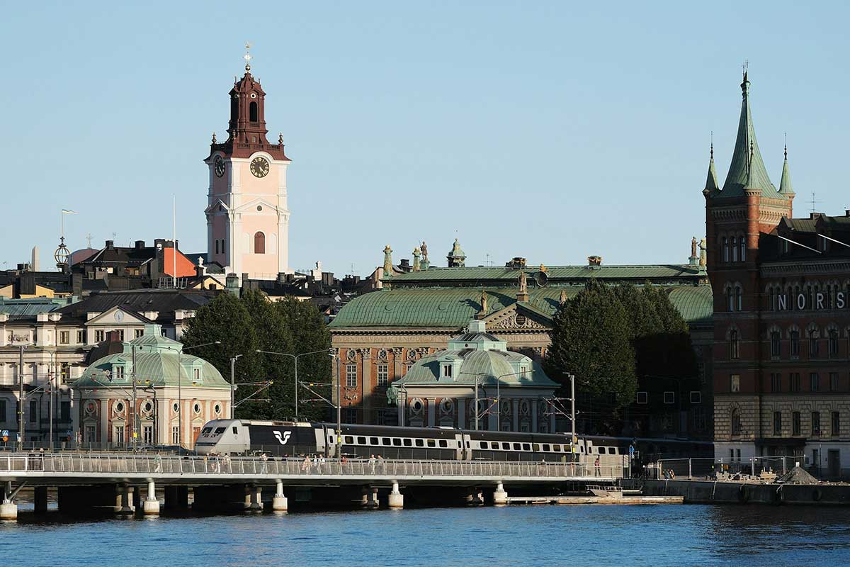 Новый ночной поезд до Швеции через Данию и Германию. Фото: unsplash.com