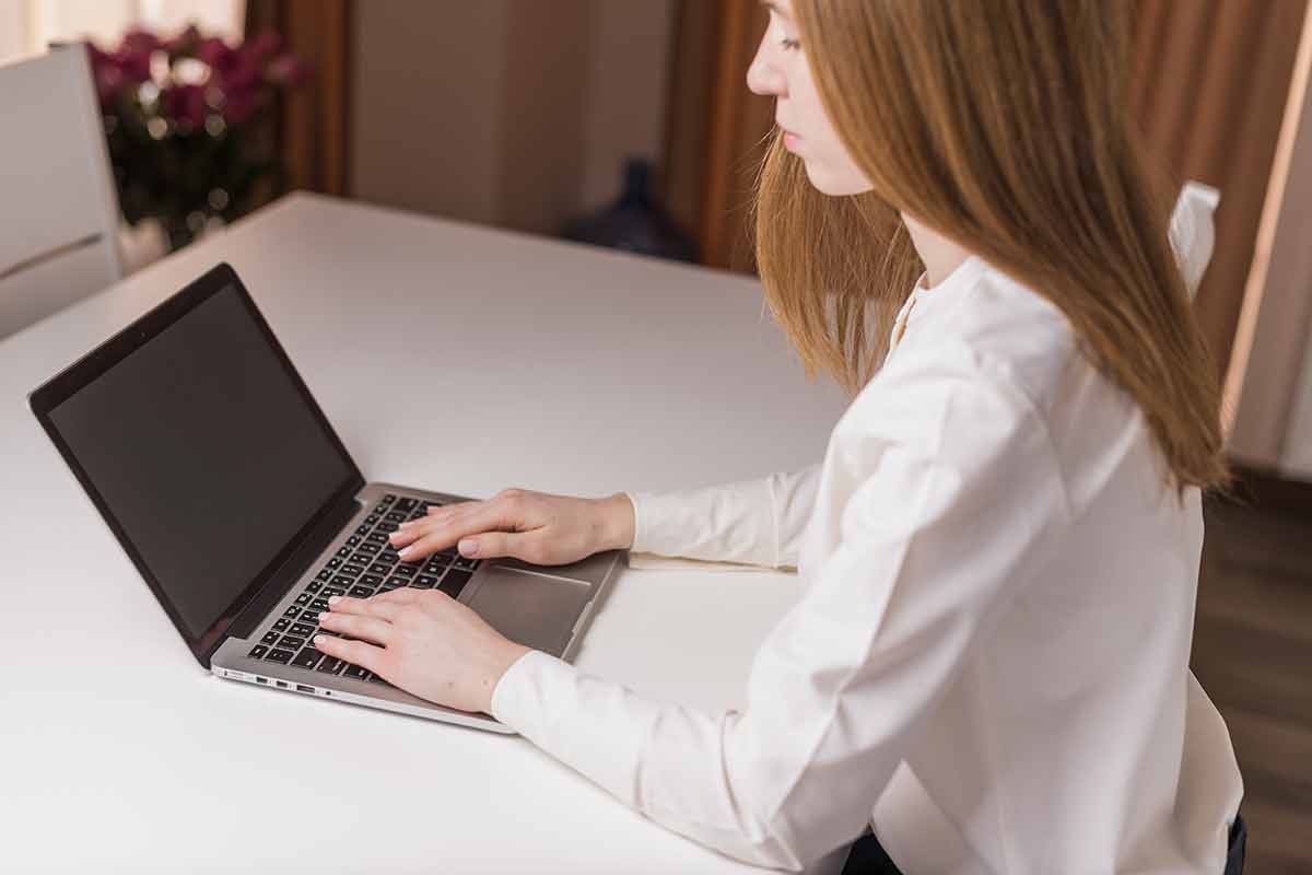 Мошенники атакуют клиентов Barclays в Германии. Фото: freepik.com