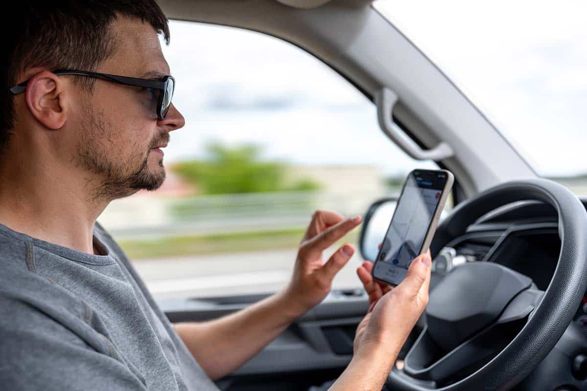 Запрещено ли использовать Blitzer-Warner в Германии. Фото: freepik.com