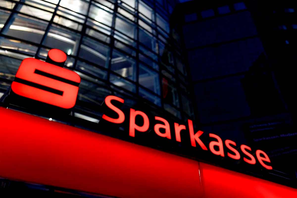Sparkasse предупреждает о фишинге с обновлением S-ID. Фото: unsplash.com