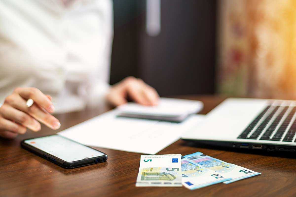 Налоговые риски немецких пенсионеров за рубежом. Фото: freepik.com