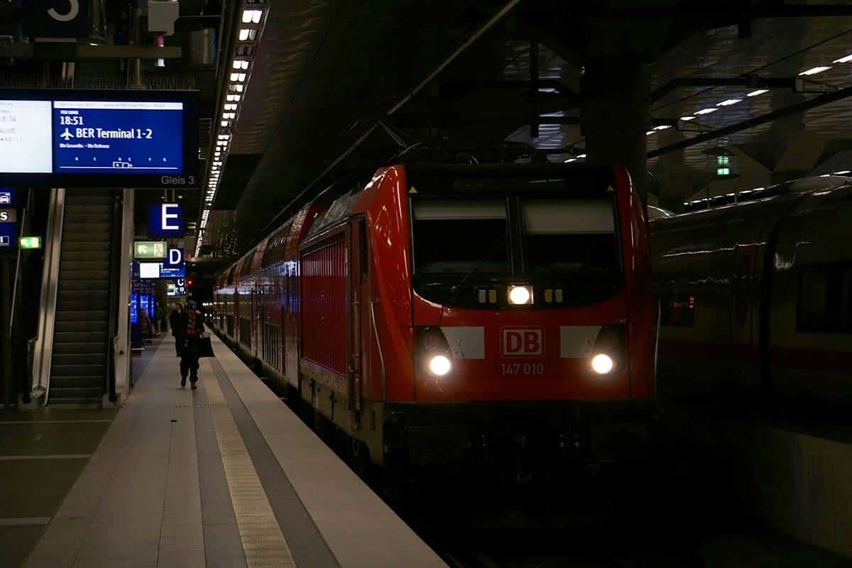 Dresdner Bahn ускорит путь в аэропорт Берлина. Фото: unsplash.com