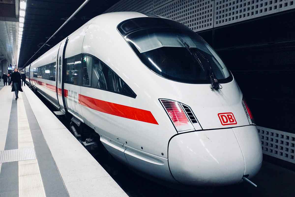 Рост карманных краж в Германии в рождественский сезон. Фото: freepik.com