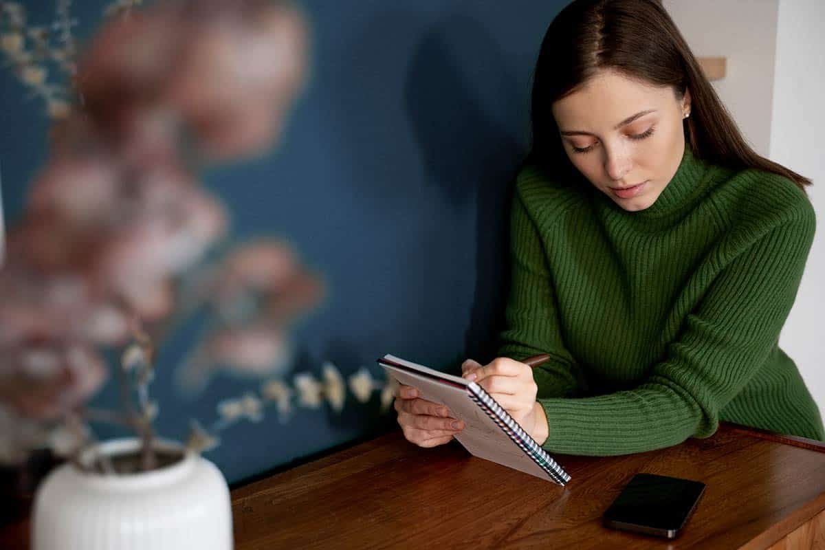 Новые надбавки к пенсиям вдов в Германии с 2026 года. Фото: freepik.com