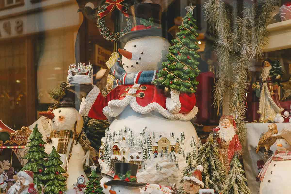 Воскресный шопинг в Германии 7 декабря 2025 года. Фото: unsplash.com