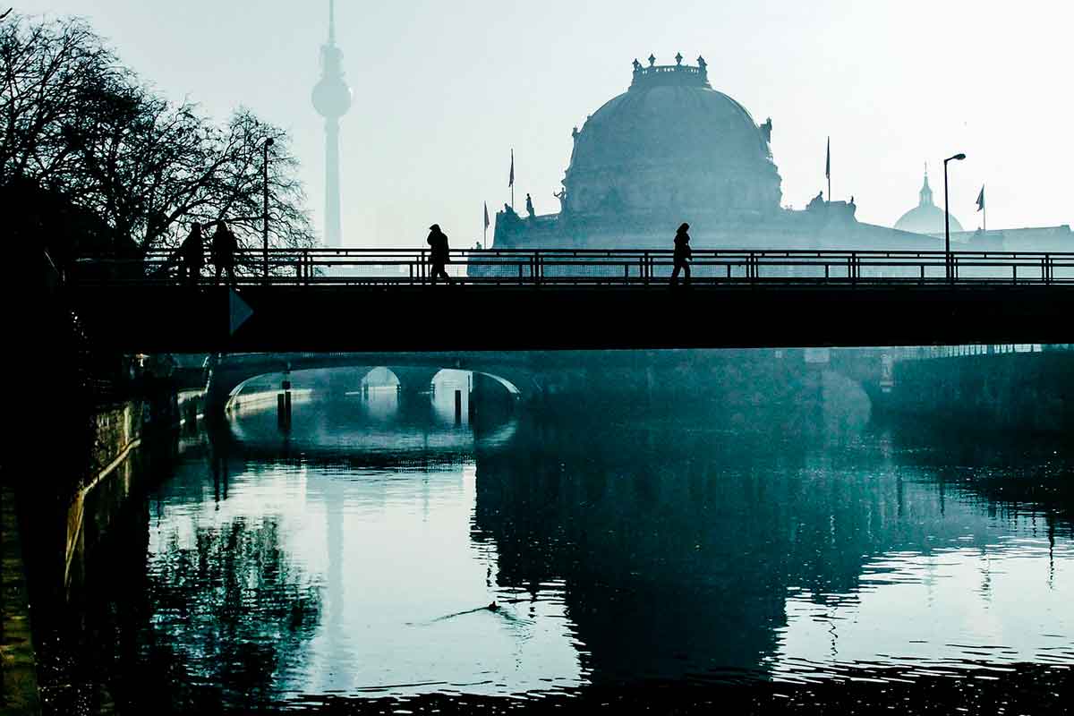 Вместо снега Германию накрывают туманы в декабре 2025 года. Фото: pixabay.com