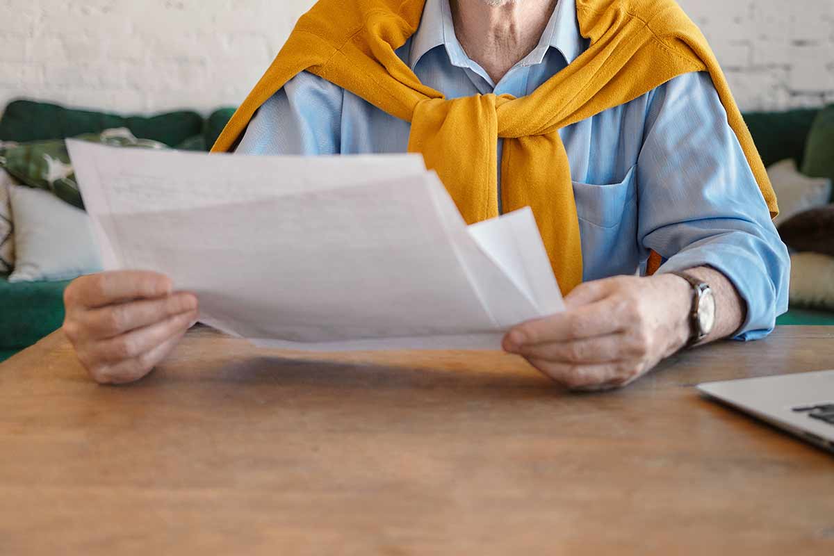 Важные детали в пенсионном уведомлении в Германии. Фото: freepik.com