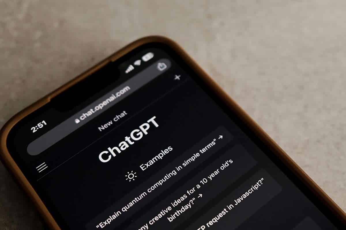 Как ИИ меняет жизнь в Германии: исследование TÜV. Фото: pexels.com