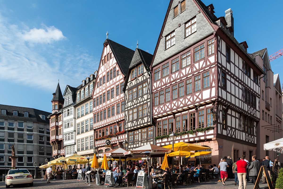 Площадь Ромера перед ратушей во Франкфурте-на-Майне. Фото: wikimedia commons