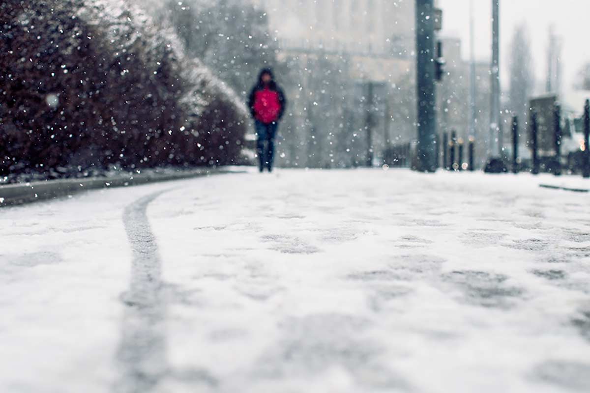 Гололед в Германии: правила безопасности от экспертов. Фото: freepik.com