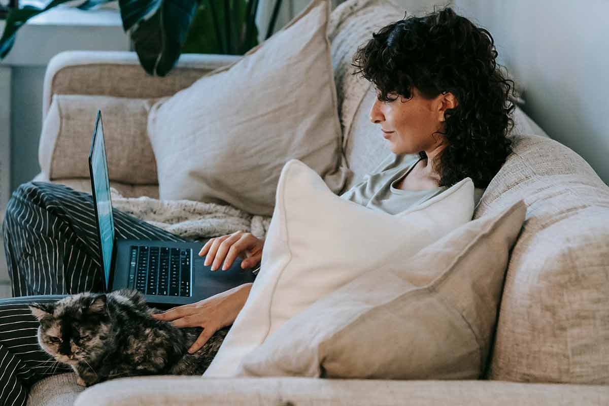 Изменения в расчете вдовьей пенсии в Германии в 2026 году. Фото: pexels.com