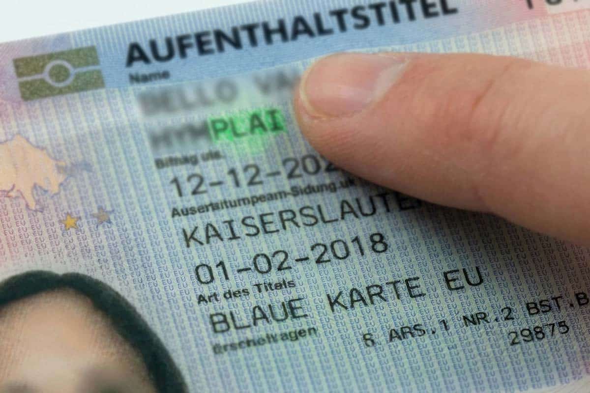 Какие знания немецкого нужны для ПМЖ в Германии. Фото: ausnews.de