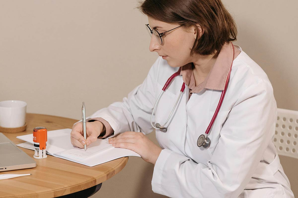 Медстраховка выросла на 13% в Германии: пенсии не хватает