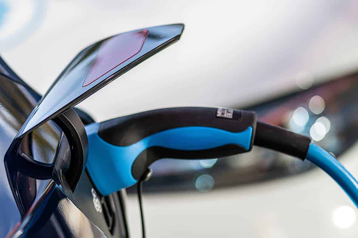 Покупка электромобиля в Германии: что важно знать о батарее