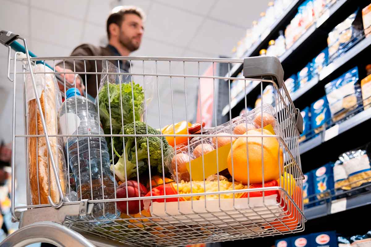 График работы магазинов на Пасху 2026: Aldi, Lidl, Edeka, Rewe. Фото: ausnews.de