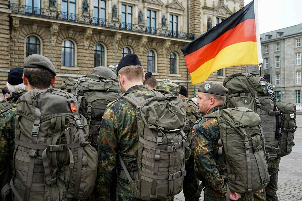 34 млн мужчин в Германии не могут уехать без разрешения