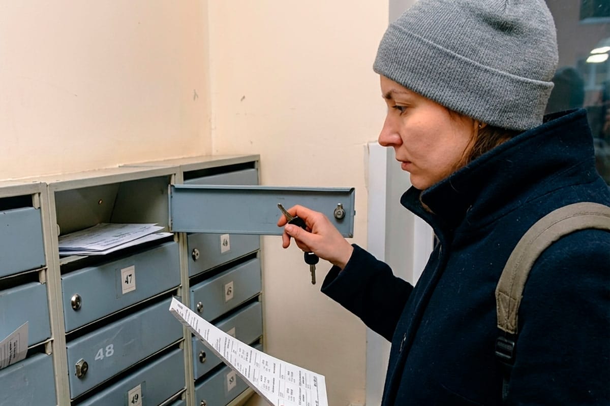 Фальшивые листовки с QR-кодами в Германии: что важно знать. Фото: ausnews.de