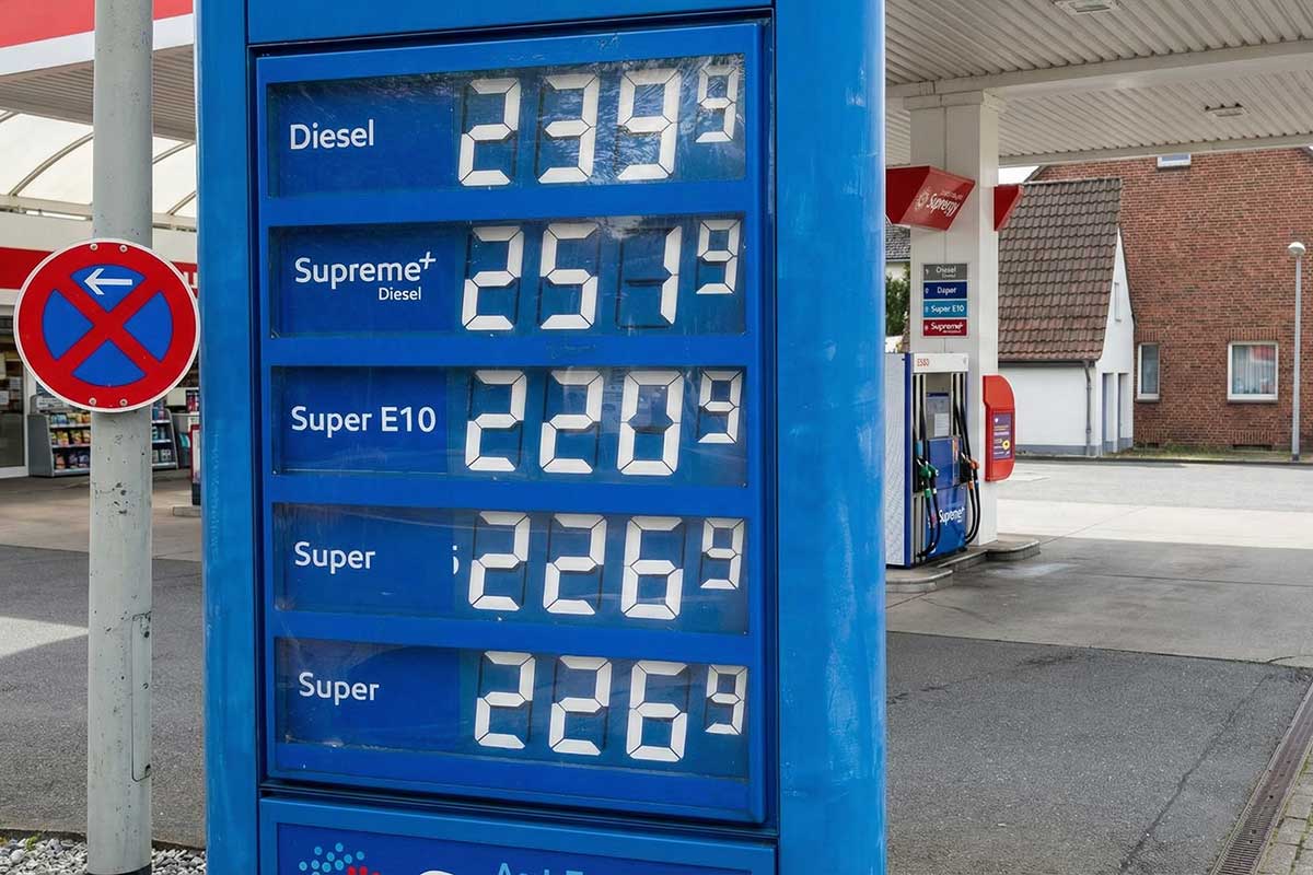 Война на Ближнем Востоке разгоняет цены в Германии. Фото: ausnews.de