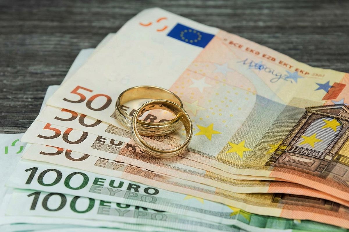 Германия хочет отменить налоговую льготу для семейных пар. Фото: ausnews.de