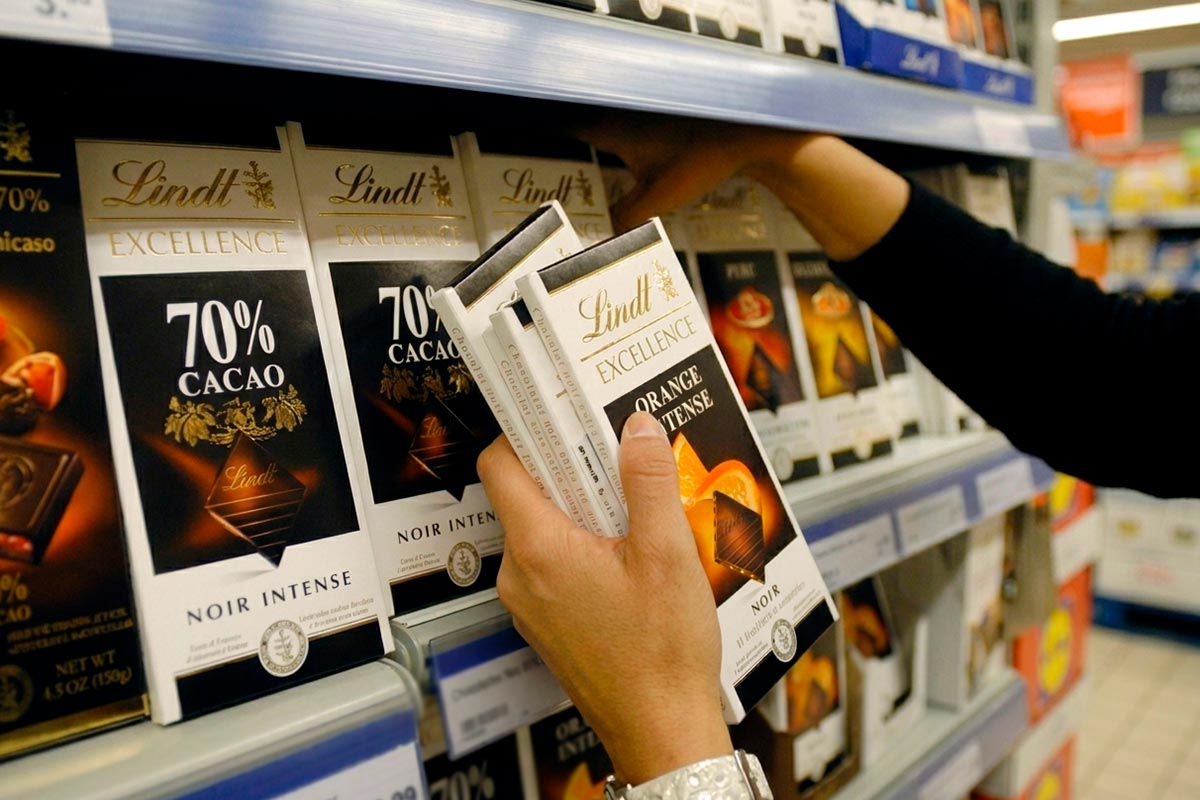 Lidl и Lindt снижают цены на шоколад в Германии