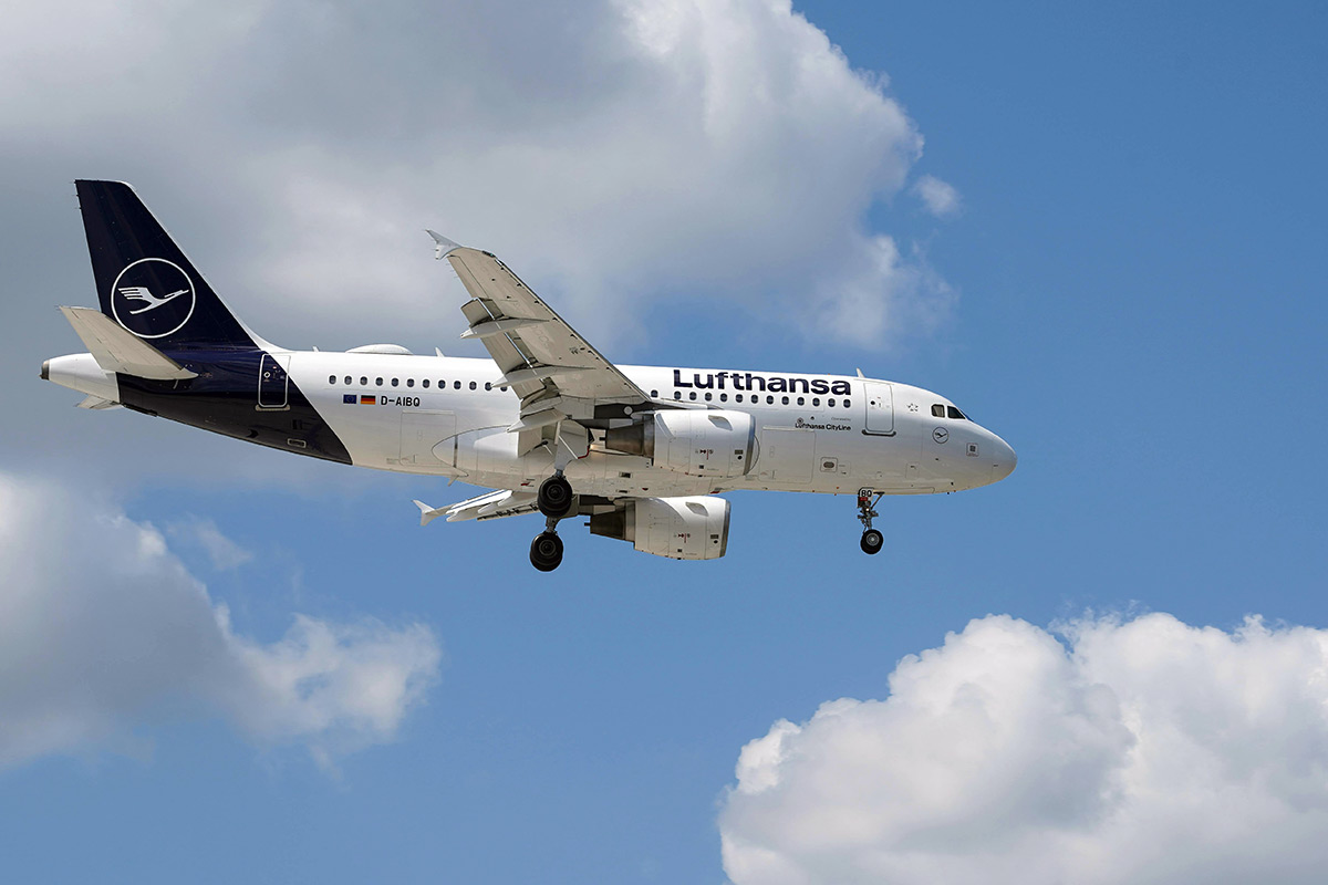 Lufthansa вводит плату за ручную кладь с мая 2026 года