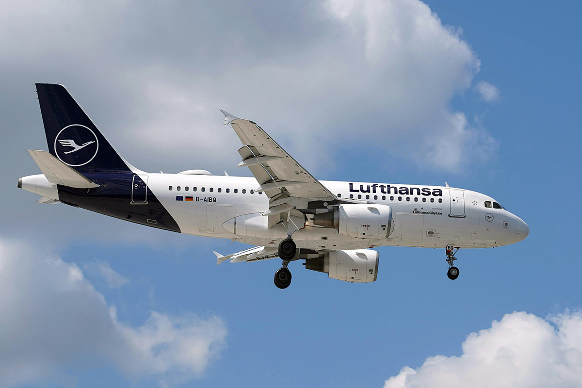 Lufthansa отменяет 20 000 рейсов до осени 2026 года. Фото: pexels.com