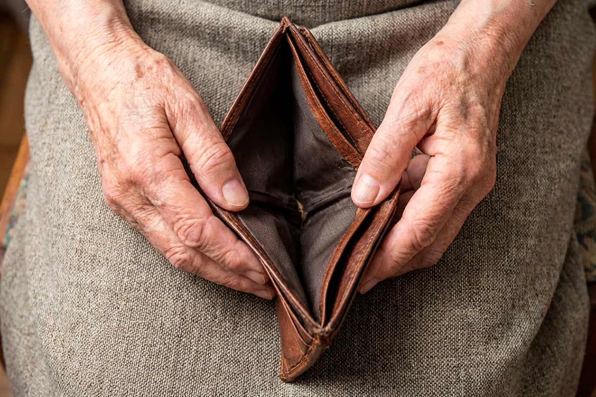 С такой пенсией в Германии уже считают бедным в 2026 году. Фото: ausnews.de