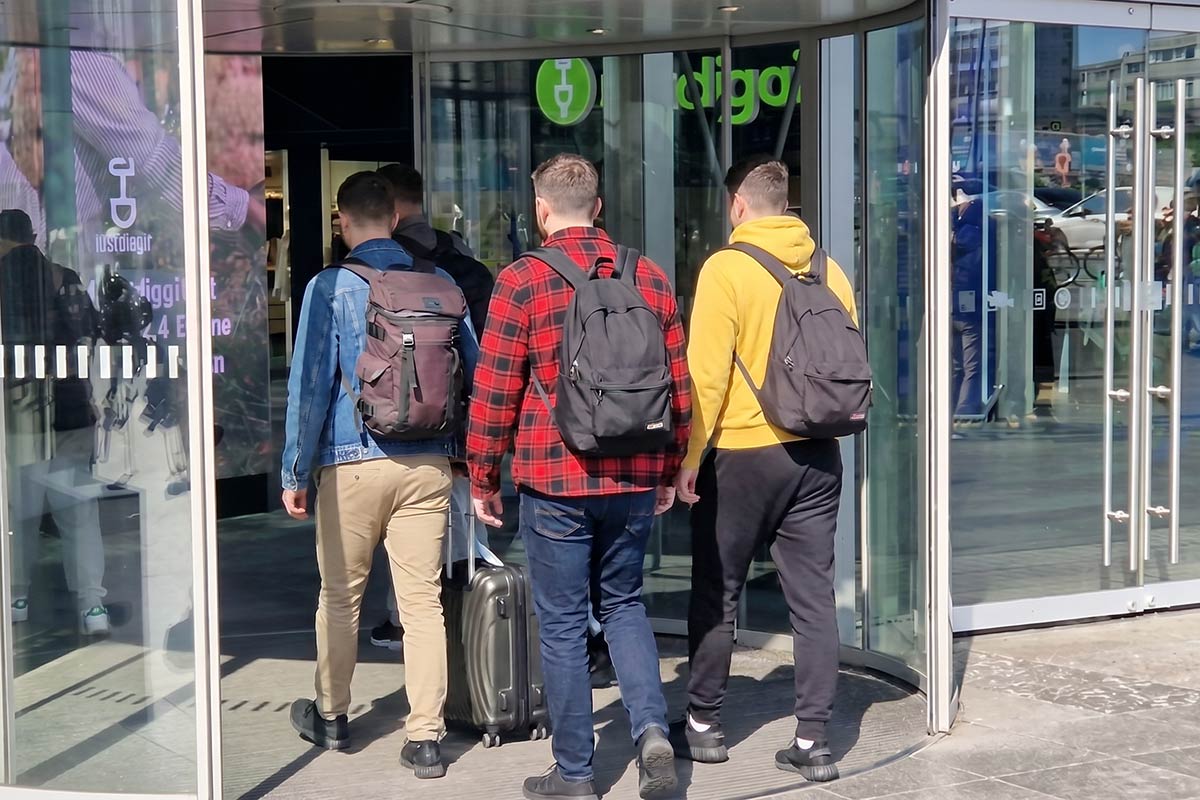 Почему переезд из Германии не спасёт от немецких налогов. Фото: ausnews.de