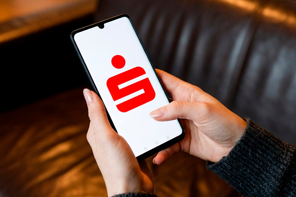 Sparkasse предупреждает клиентов о фишинге в июне 2026 года. Фото: ausnews.de