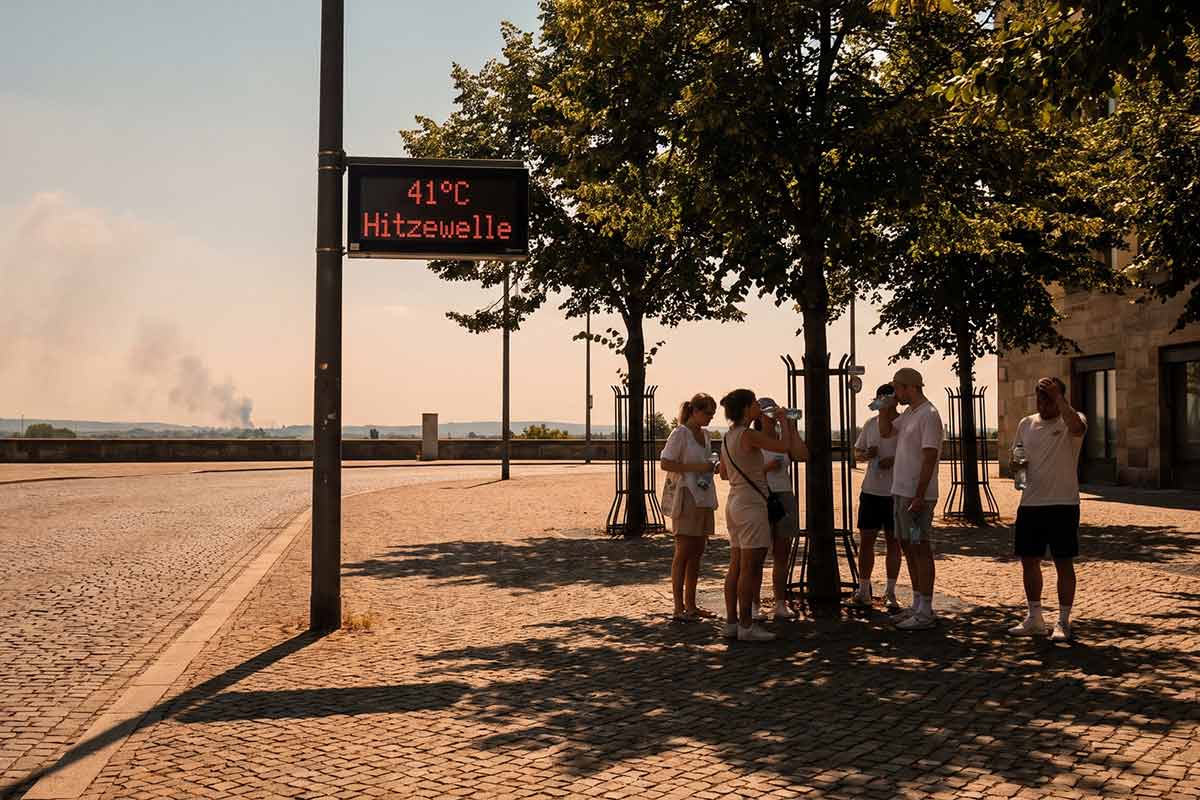Как рекордная жара ударила по Германии: лесные пожары и отменённые рейсы. Фото: ausnews.de