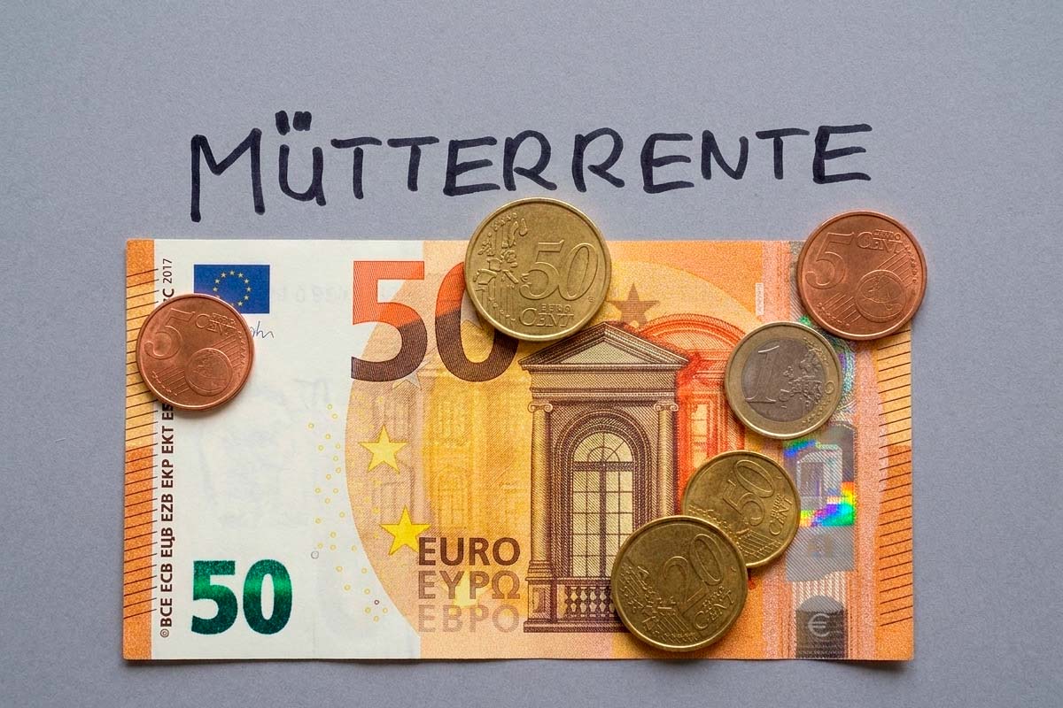 Mütterrente 3: когда, кому и насколько увеличат выплаты. Фото: ausnews.de