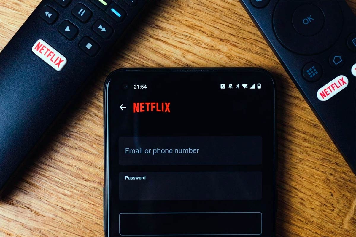Раньше все профили в одном аккаунте Netflix открывались по одному паролю. Фото: ausnews.de