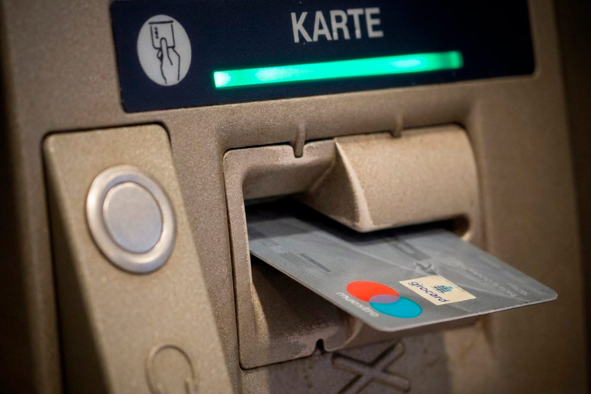 Банковские комиссии в Германии: что незаконно, а что нет. Фото: ausnews.de
