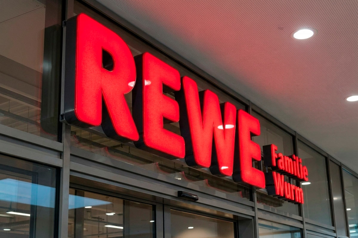 В Rewe отменили обязательную Girocard: оплата через приложение стала проще. Фото: ausnews.de