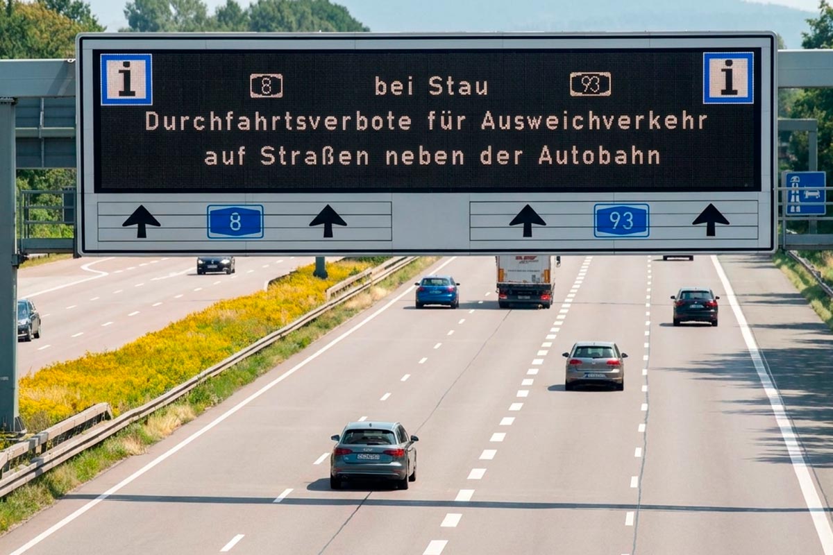 Строгий контроль на A8 и A93 в Баварии: когда объезд запрещён. Фото: ausnews.de
