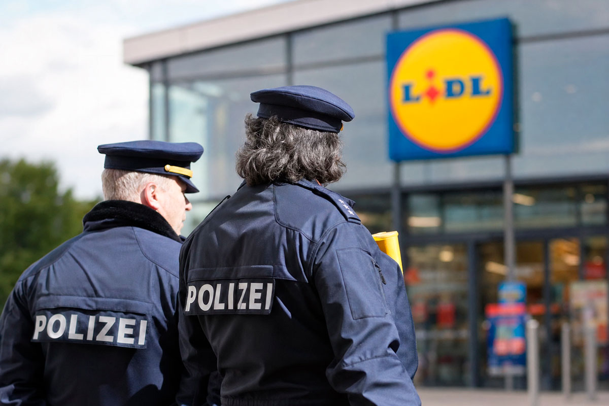 9 сентября в Lidl на севере Германии произошло смертельное нападение с ножом. Фото: ausnews.de