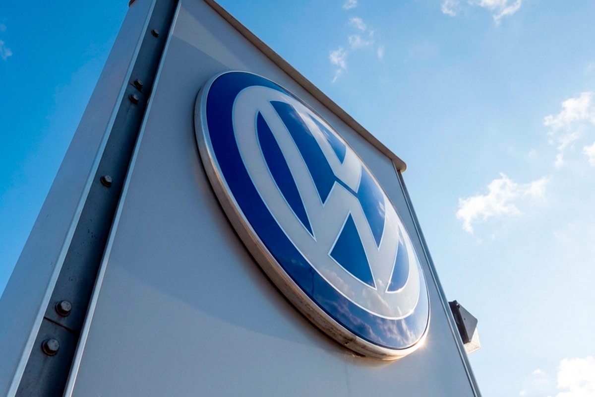 VW в Германии утвердил новый план экономии: 100 000 увольнений к 2030 году. Фото: ausnews.de