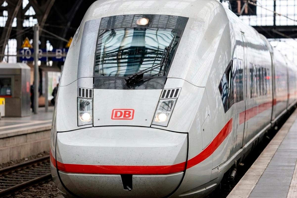 Почему поезда DB опаздывают: не только стройка, но и пассажиры влияют на это. Фото: ausnews.de