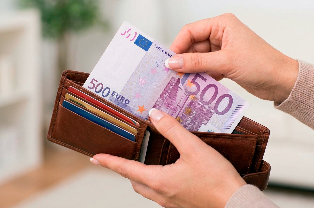 На чём легко сэкономить в Германии: до 500 евро экономии в год. Фото: ausnews.de