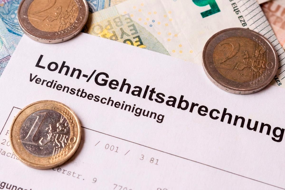 Премия или прибавка к зарплате: что выгоднее в Германии. Фото: ausnews.de
