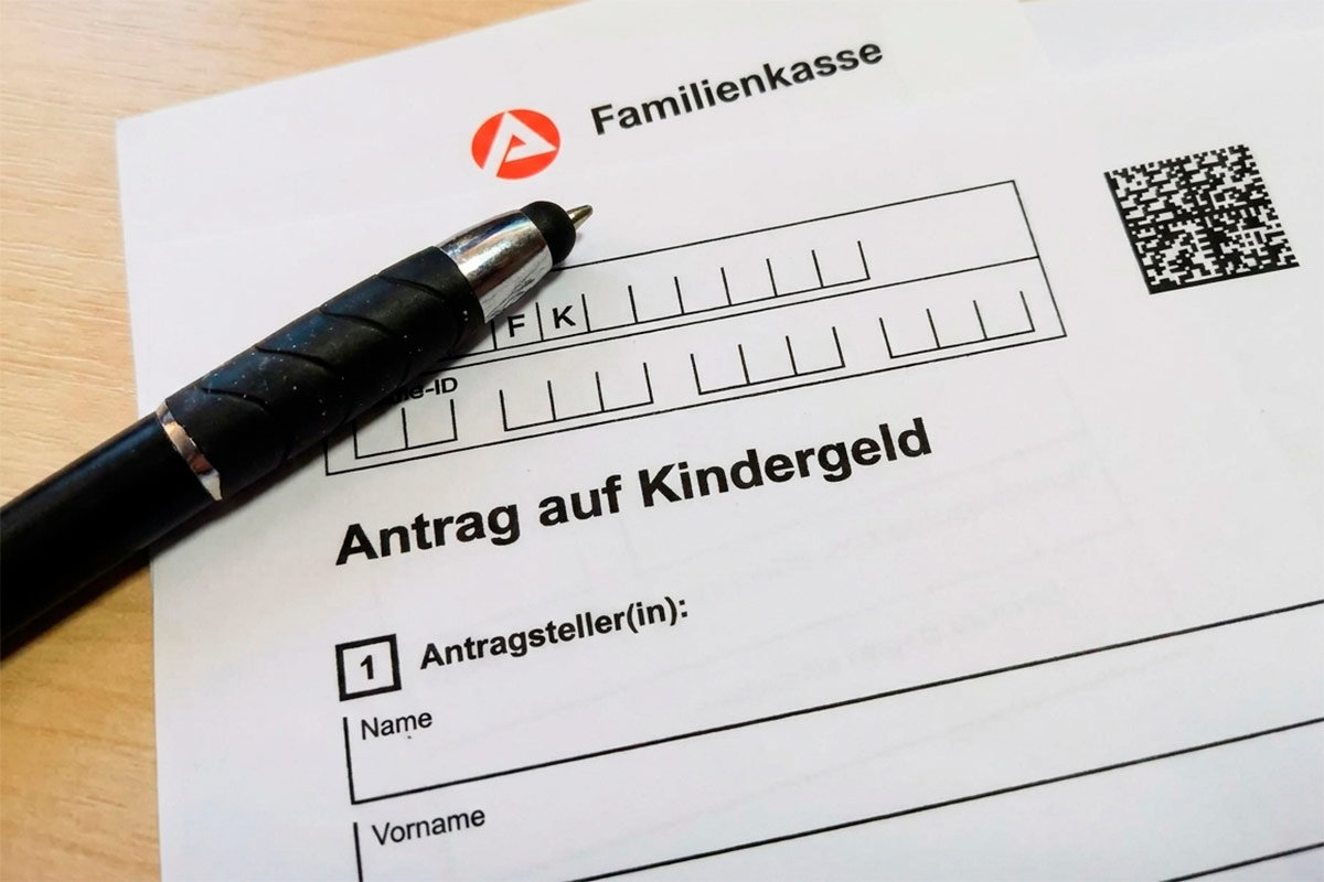Kindergeld 2027: даты выплат и повышение до 267 евро. Фото: ausnews.de