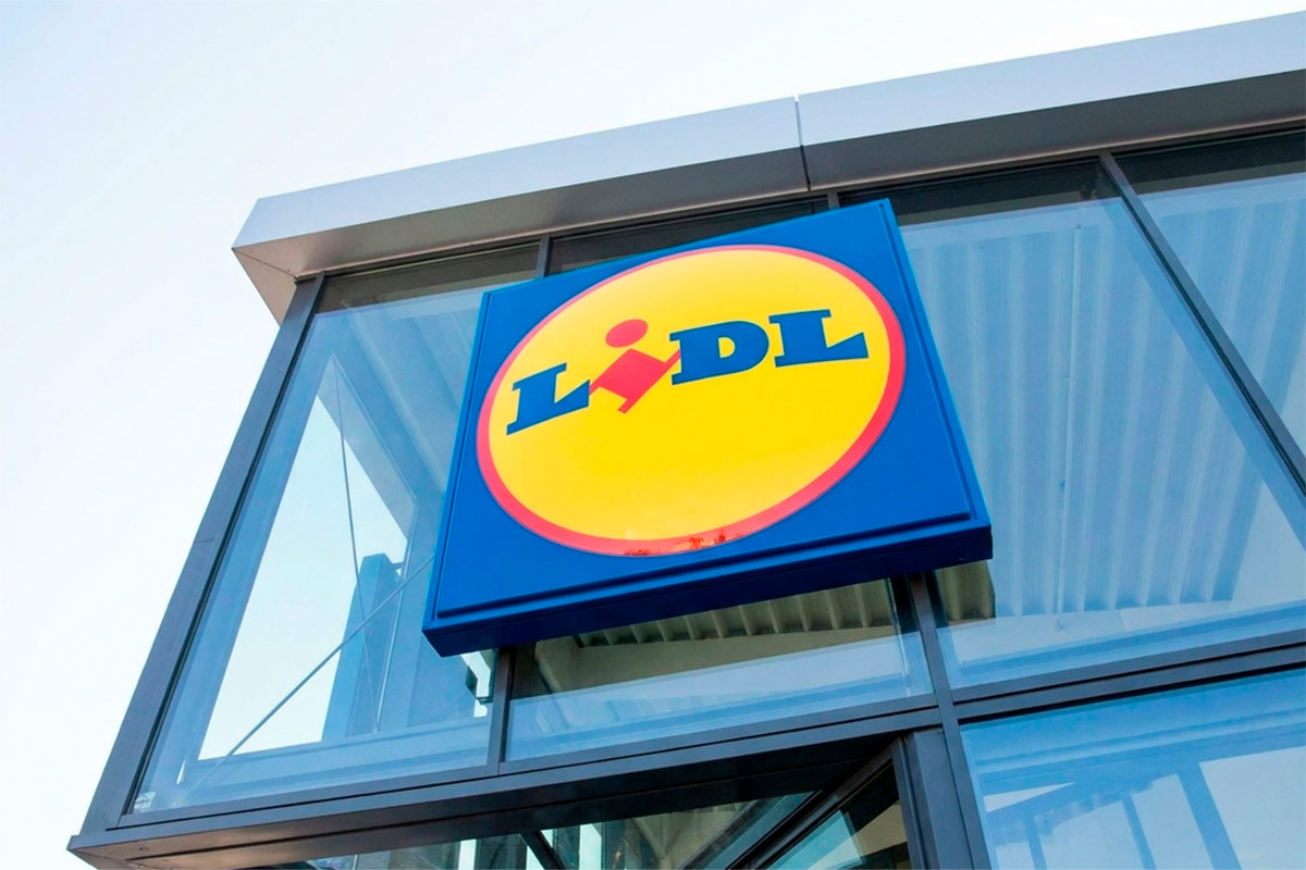 Lidl начал продажу адвент-календарей в Германии: внутри ваучеры и розыгрыш BMW. Фото: ausnews.de